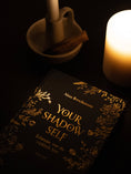 Bild in Galerie-Betrachter laden, Journal von Nina Brockmann your shadow self bei Kerzenschein